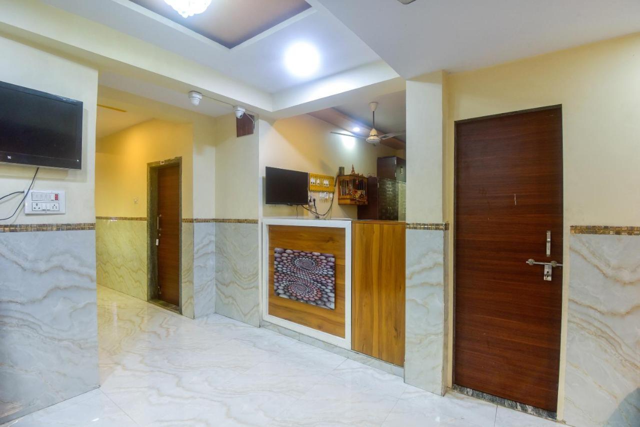 Oyo 60773 Ruchita Loadging & Boarding Hotel Mumbai Exterior photo